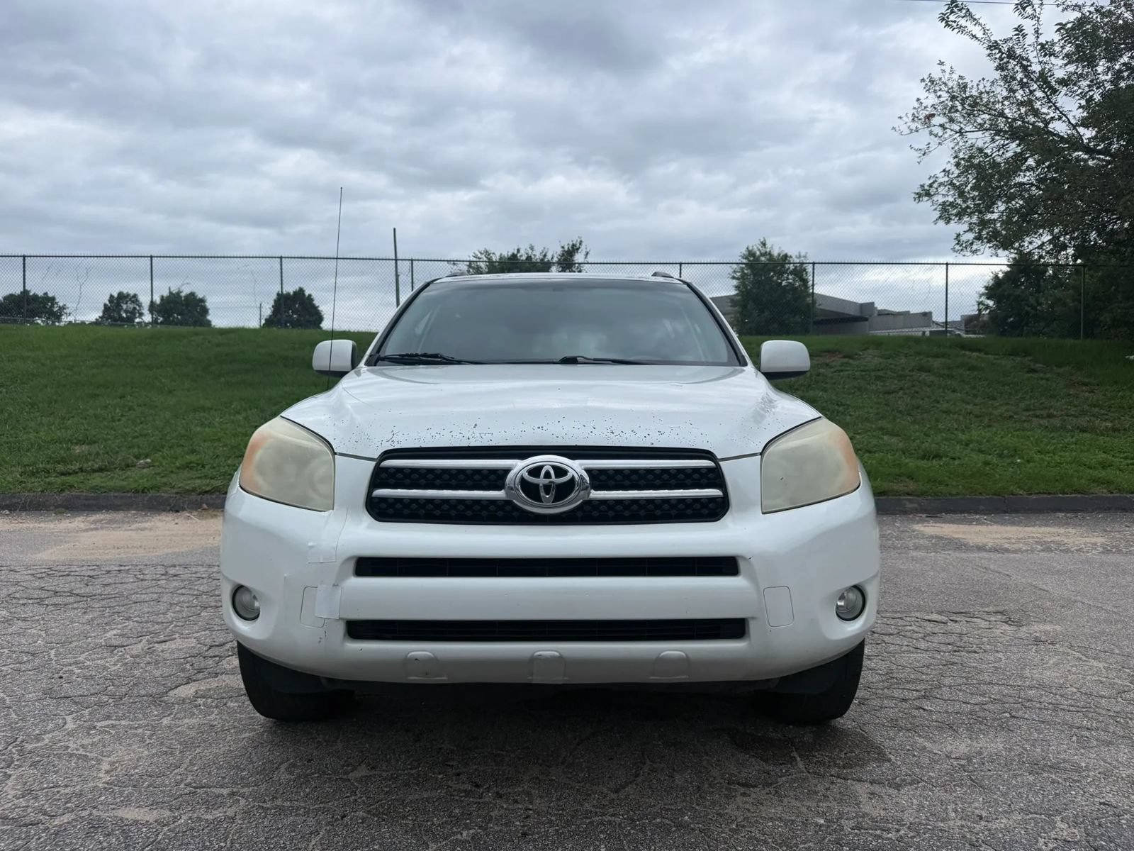 Used 2008 Toyota RAV4 Limited FWD image 2