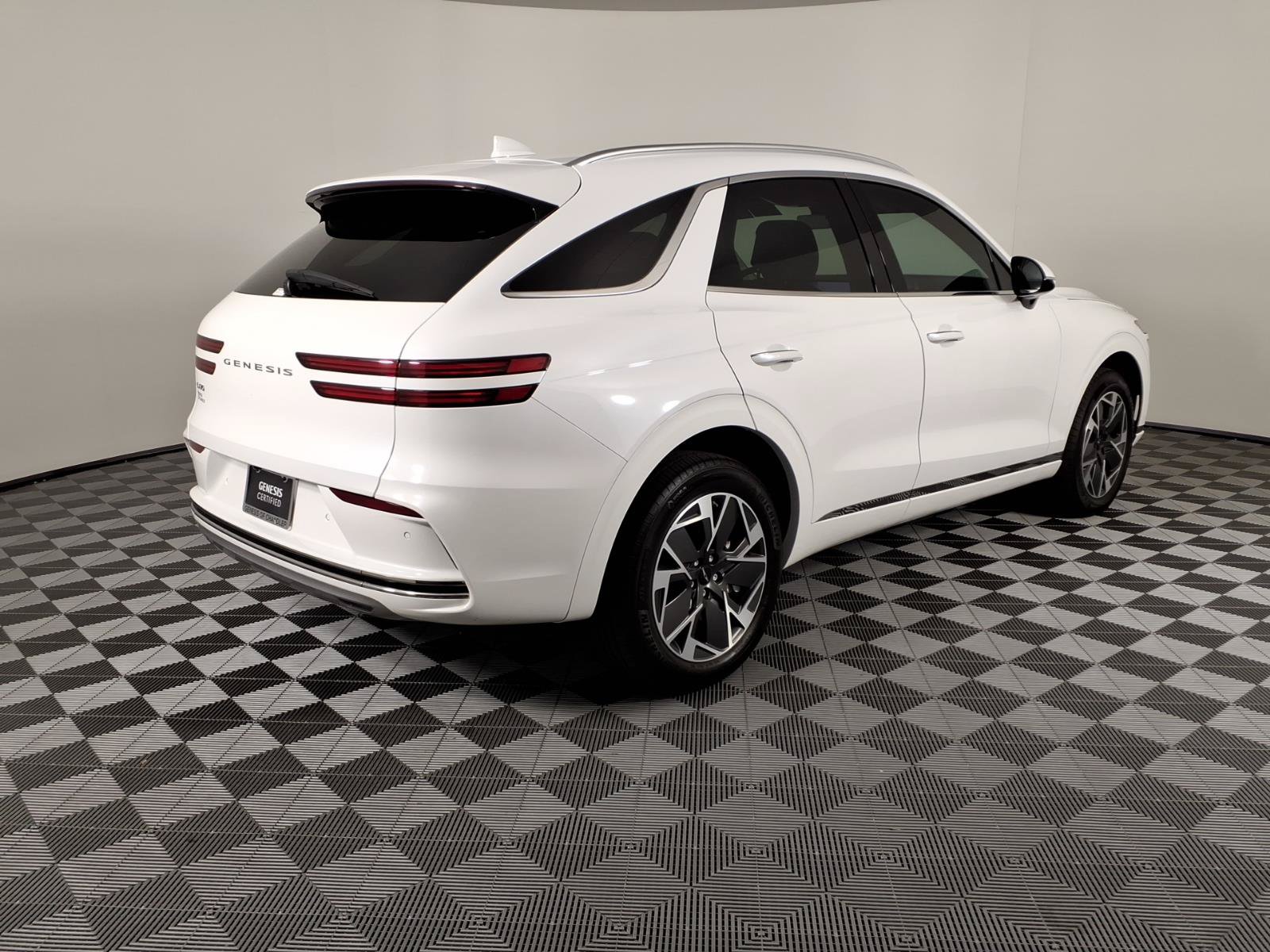 Certified 2026 Genesis Electrified GV70 AWD/4WD image 5