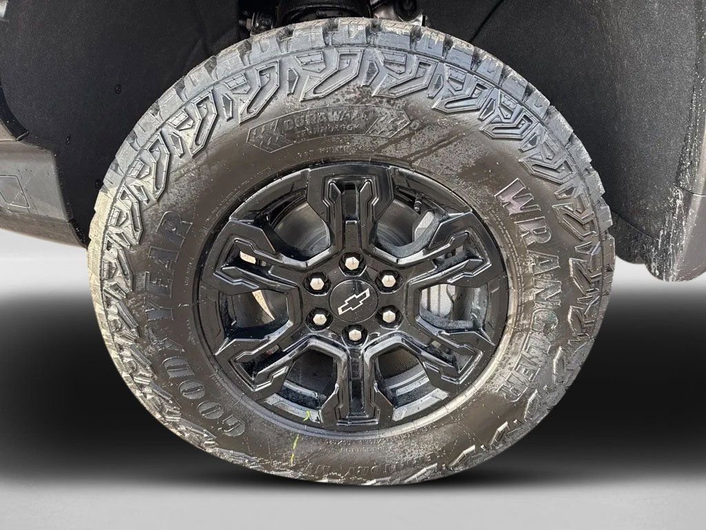 New 2026 Chevrolet Silverado 1500 ZR2 image 10