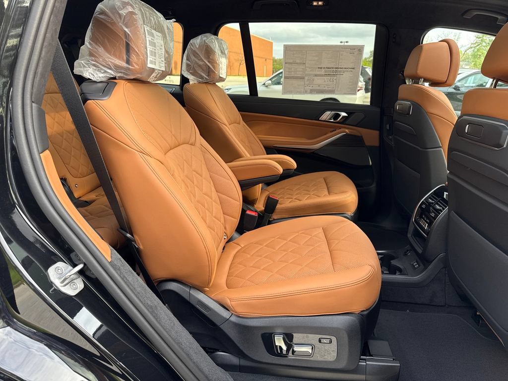 New 2026 BMW X7 xDrive40i w/ M Sport Package AWD/4WD image 29