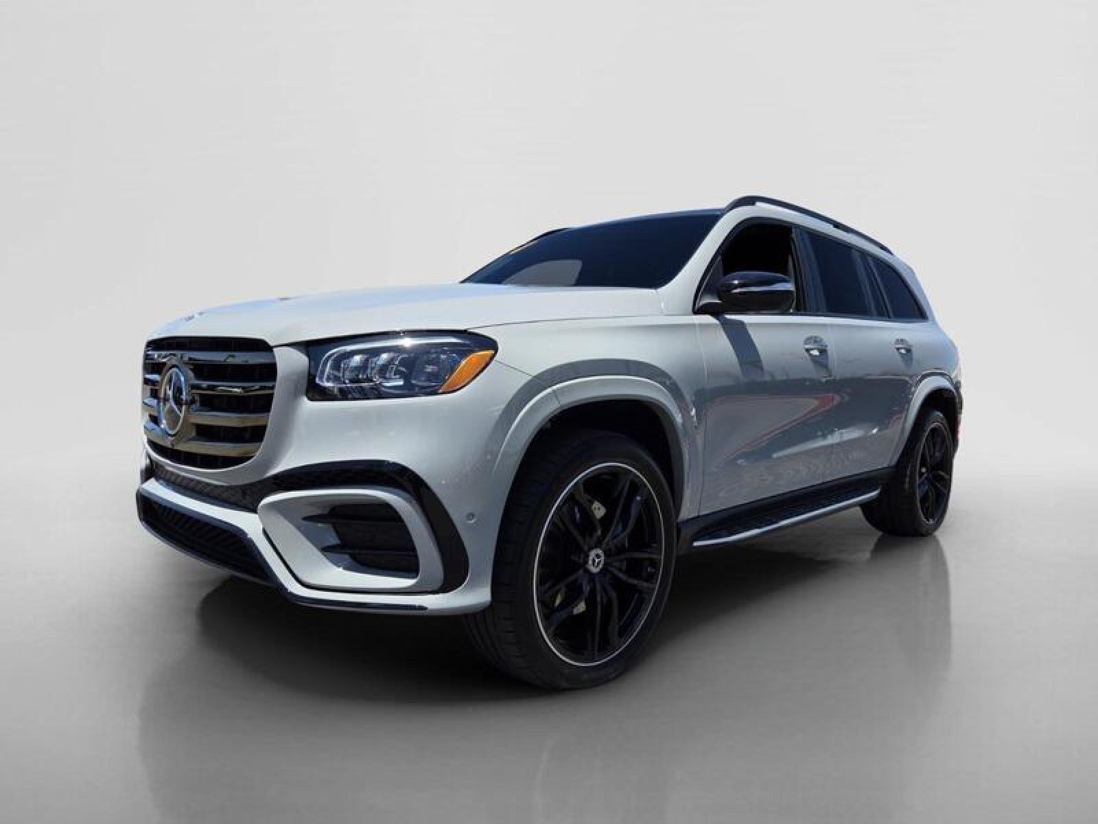 Certified 2026 Mercedes-Benz GLS 580 4MATIC image 8