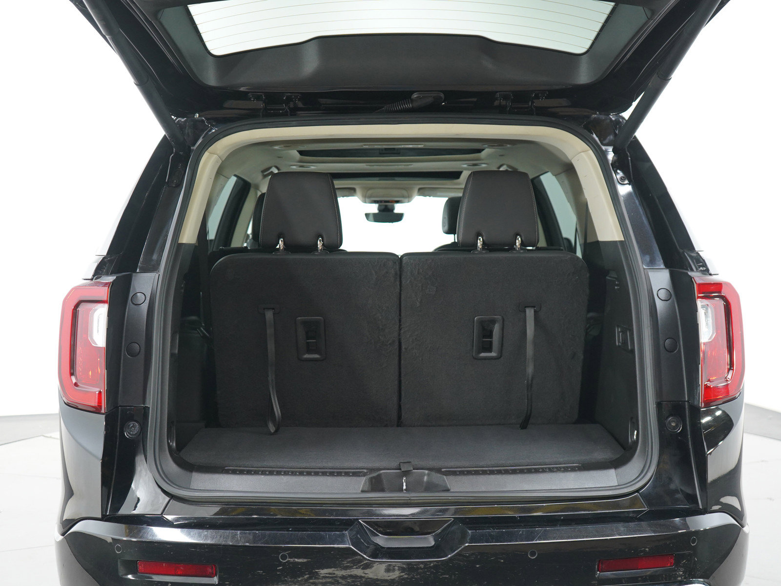 Used 2022 GMC Acadia Denali w/ Denali Ultimate Package image 18