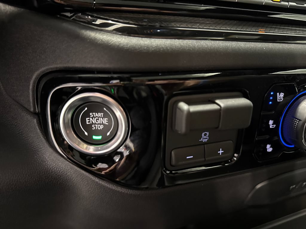 New 2026 Chevrolet Silverado 2500 ZR2 AWD/4WD image 23