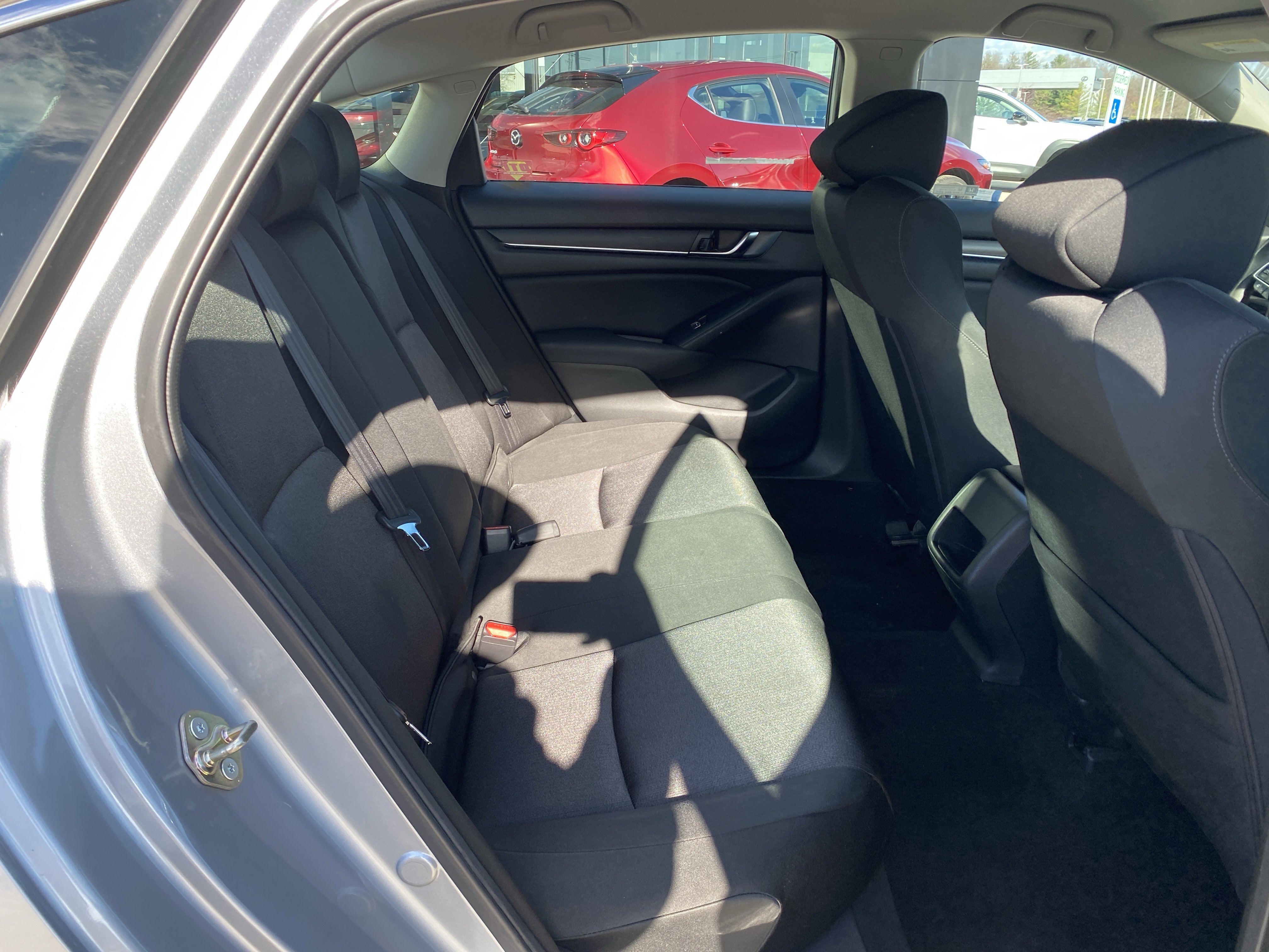 Used 2018 Honda Accord LX image 23