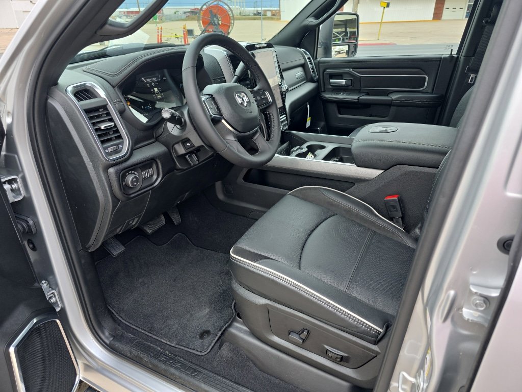 New 2026 RAM 2500 Laramie w/ Towing Technology Group image 14