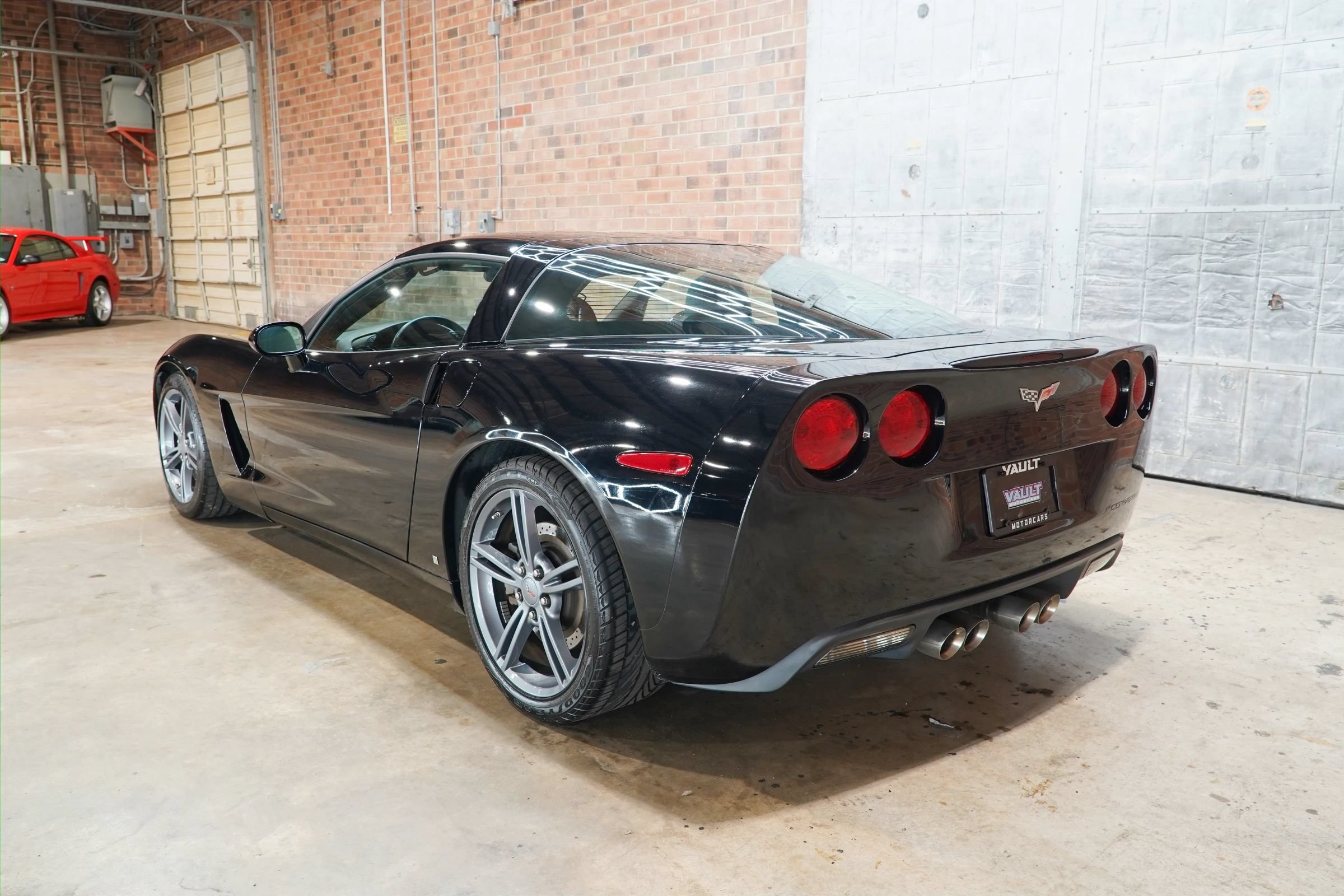 Used 2009 Chevrolet Corvette Coupe w/ Preferred Equipment Group RWD image 12