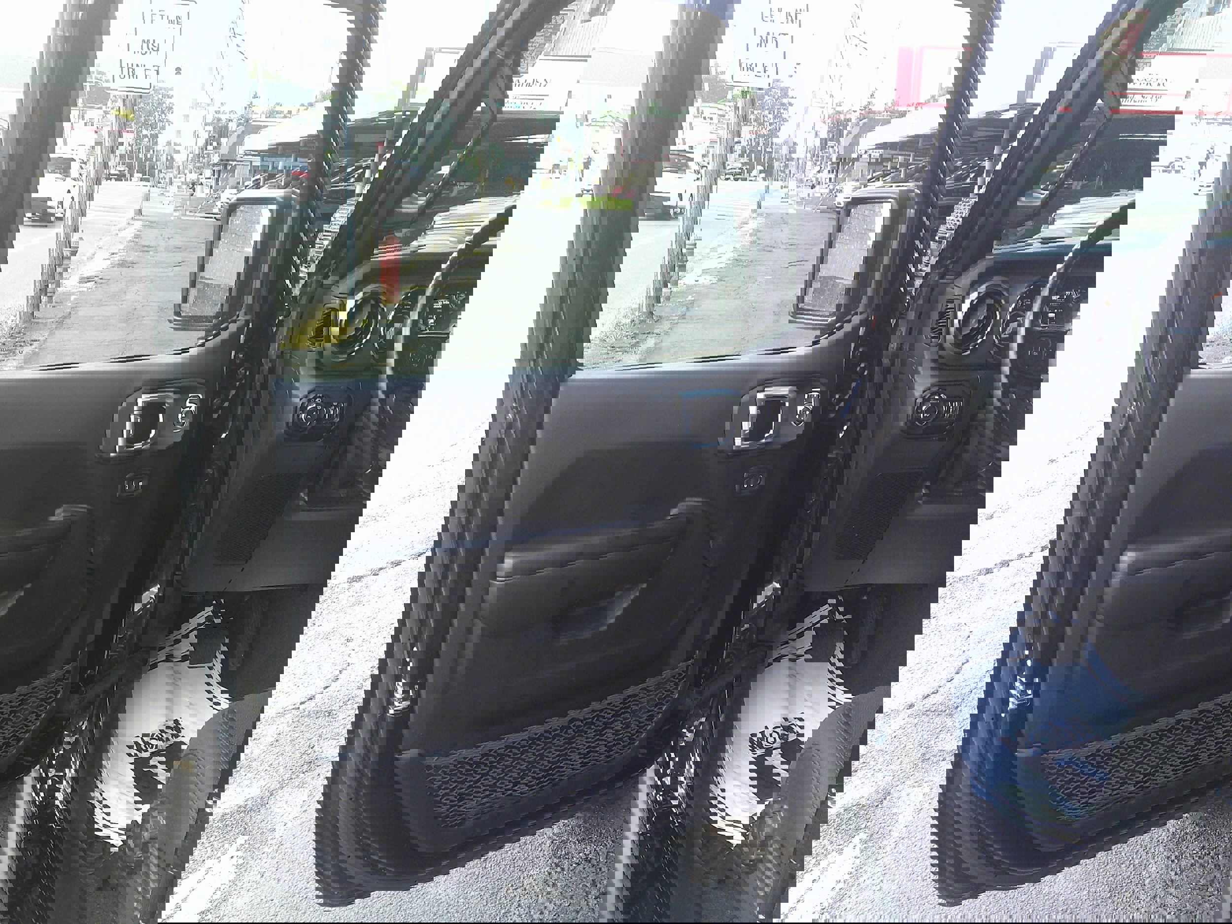 Used 2021 Jeep Wrangler Unlimited Sport image 15