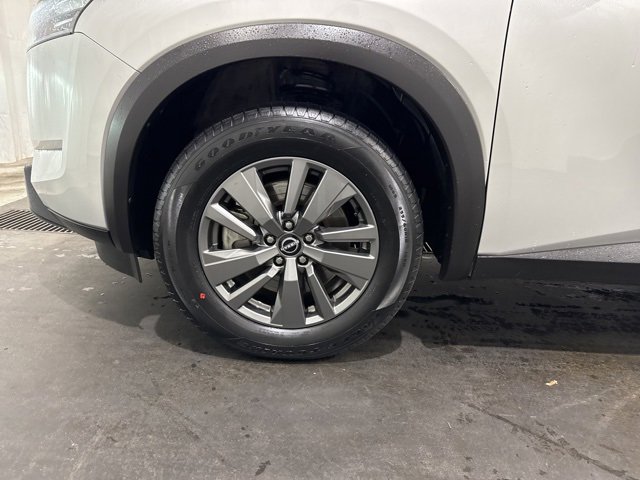 Certified 2024 Nissan Pathfinder S image 27