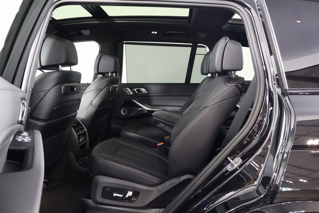 New 2027 BMW X7 xDrive40i w/ Executive Package AWD/4WD image 6