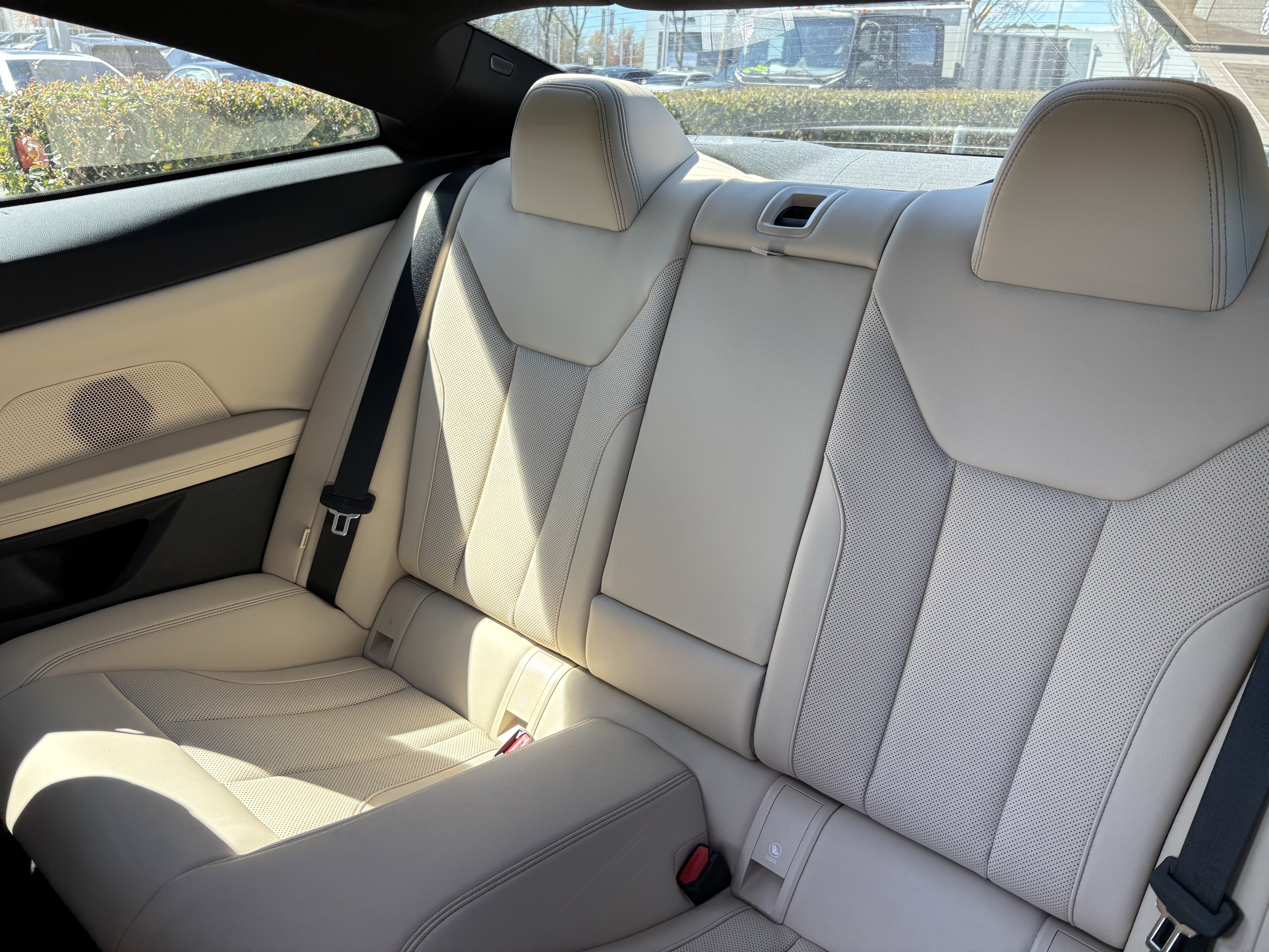 Certified 2024 BMW 430i Coupe w/ Premium Package image 32