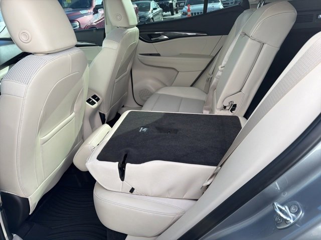 Used 2023 Buick Envision Preferred image 31