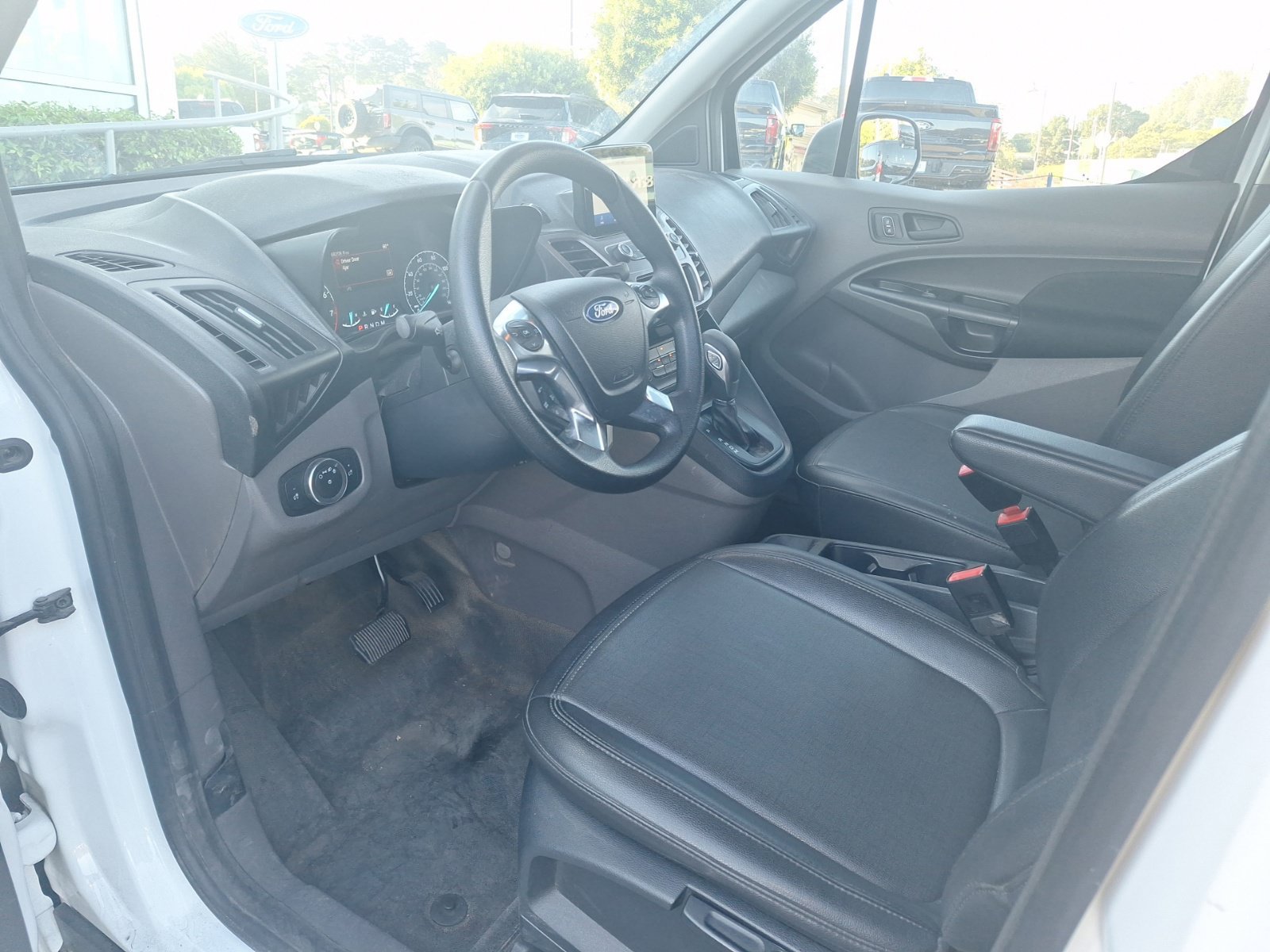 Used 2022 Ford Transit Connect XL FWD image 13