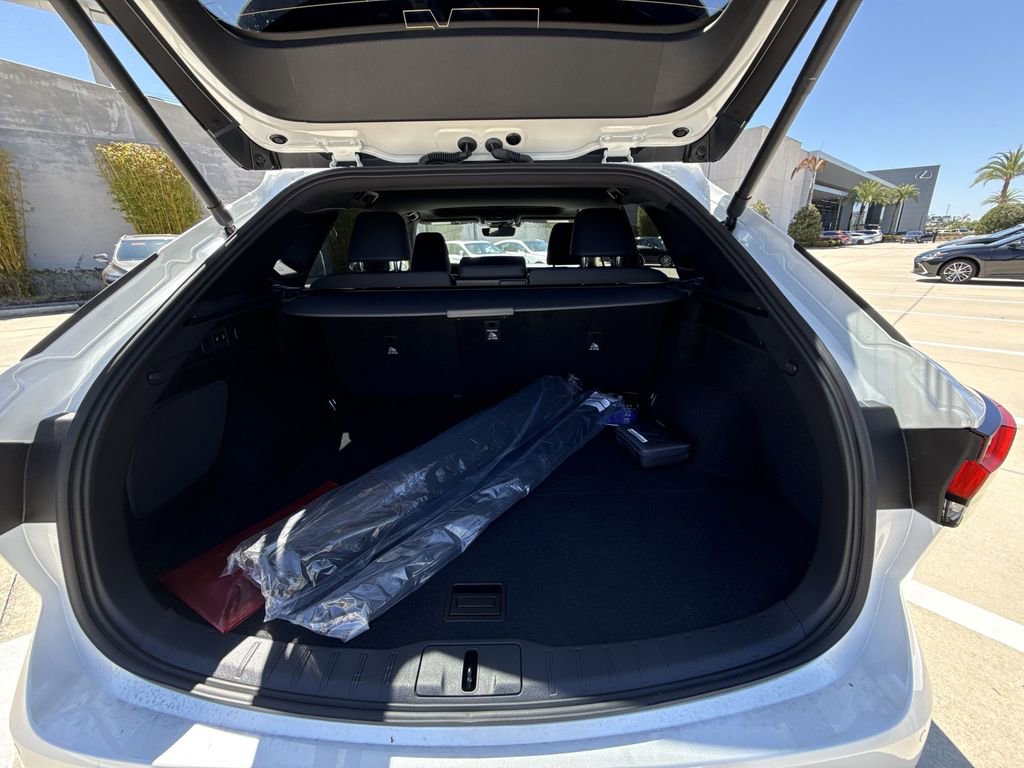 Used 2026 Lexus RX 350 Premium w/ Accessory Package (Z1) image 13