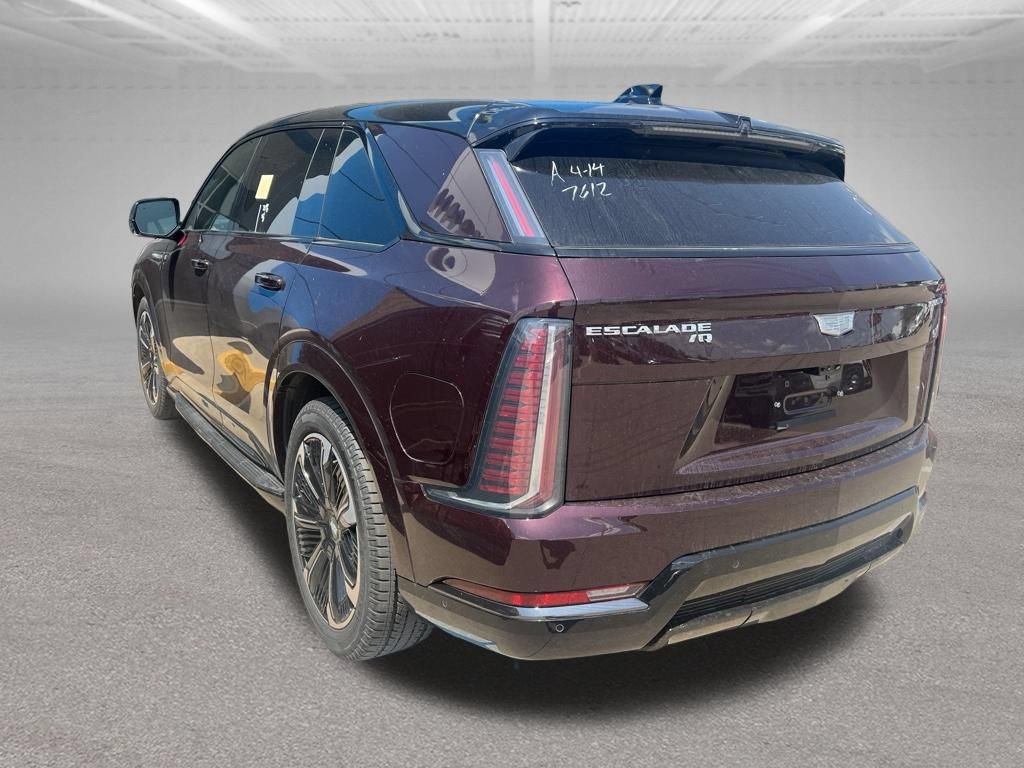 Certified 2025 Cadillac Escalade IQ Sport 2 AWD/4WD image 4