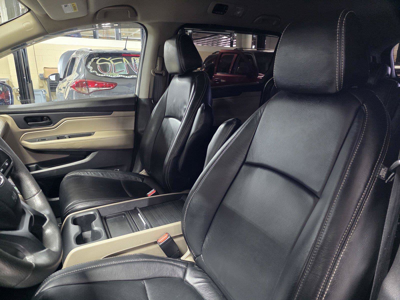 Used 2018 Honda Odyssey EX image 22
