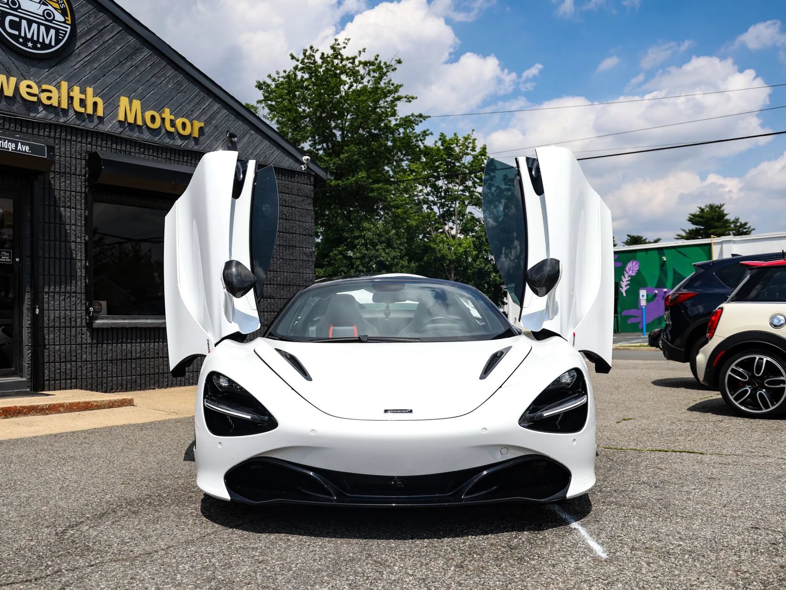 Used 2020 McLaren 720S Spider RWD image 11