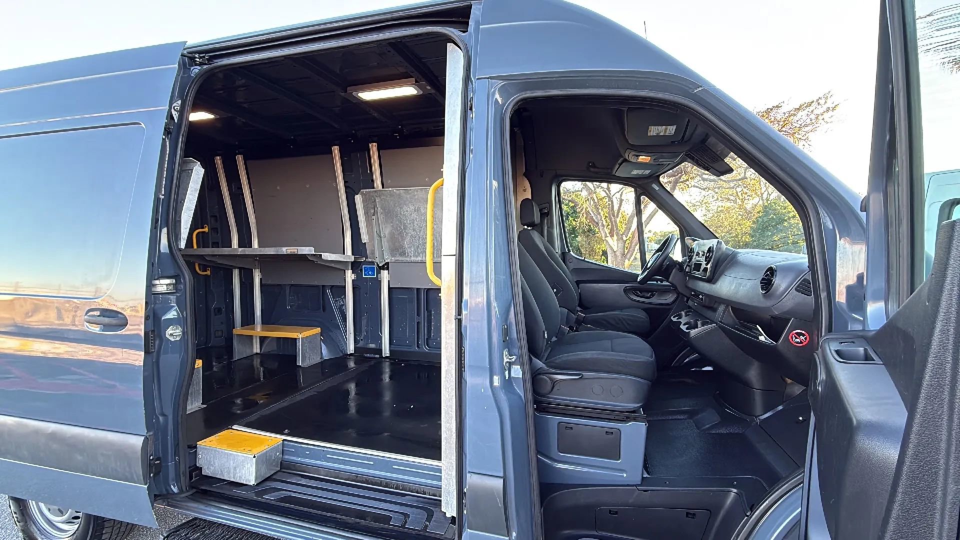 Used 2019 Mercedes-Benz Sprinter 144 image 7