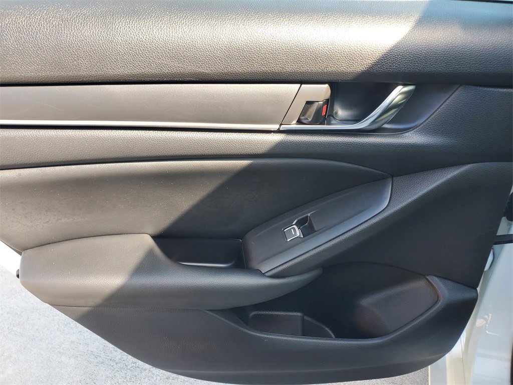 Used 2022 Honda Accord Sport image 13