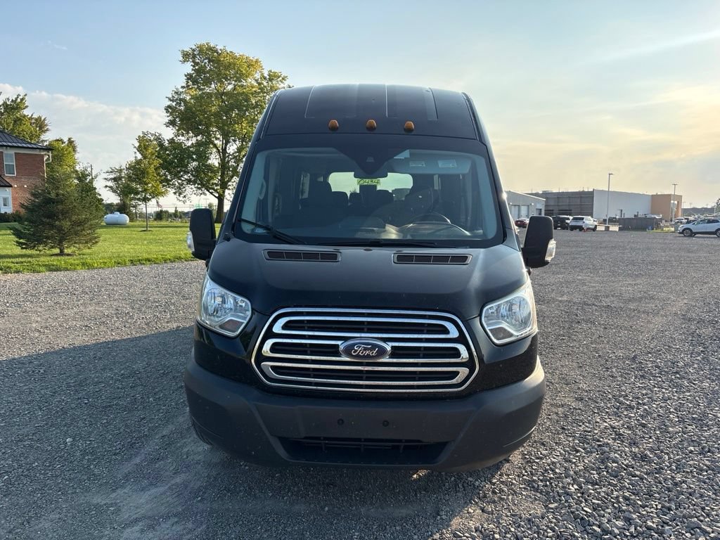 Used 2017 Ford Transit 350 XLT RWD image 2
