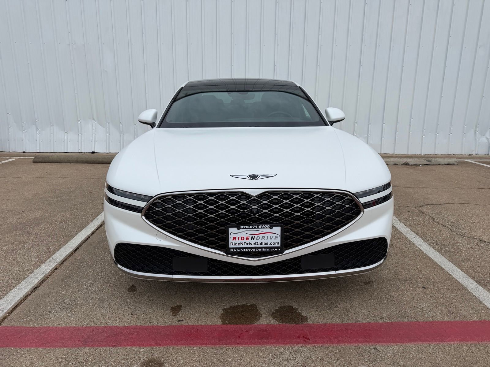 Used 2023 Genesis G90 3.5T AWD/4WD image 10