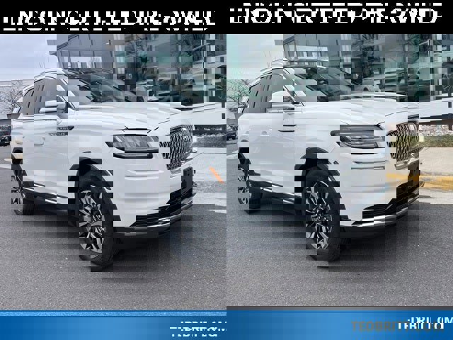 Used 2022 Lincoln Nautilus Reserve w/ Cargo Utility Package