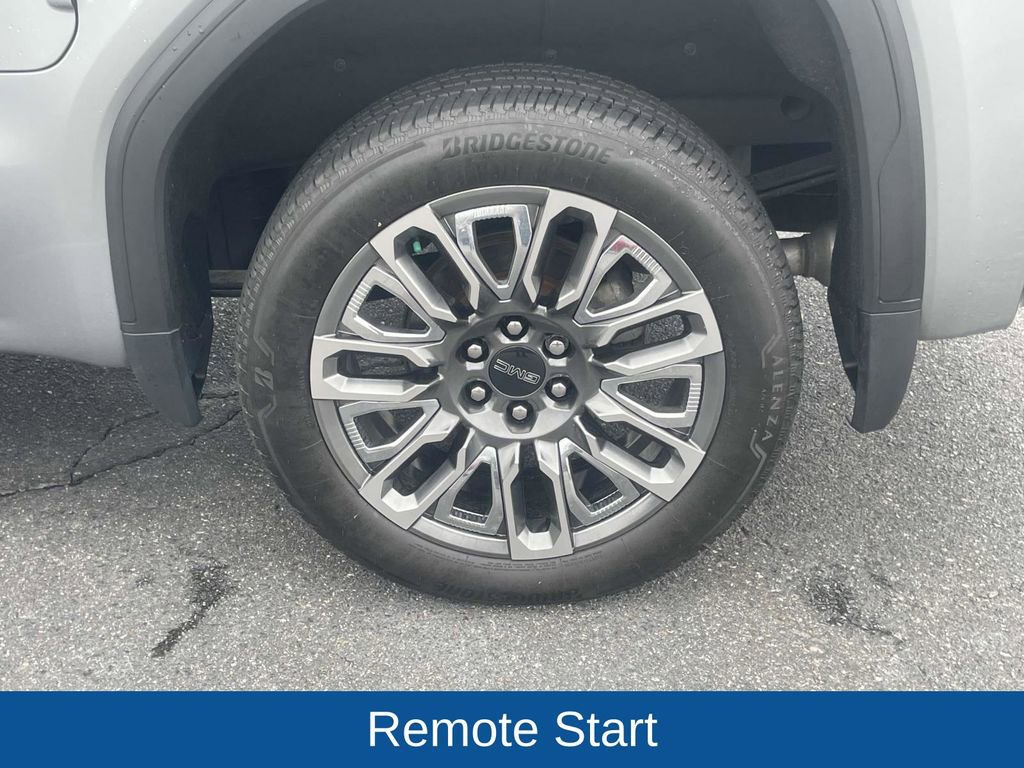 Used 2023 GMC Sierra 1500 Denali Ultimate image 12