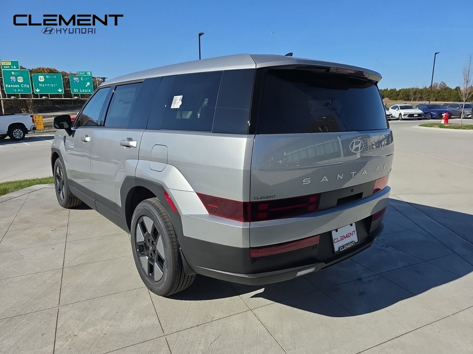 New 2026 Hyundai Santa Fe SE AWD/4WD image 8