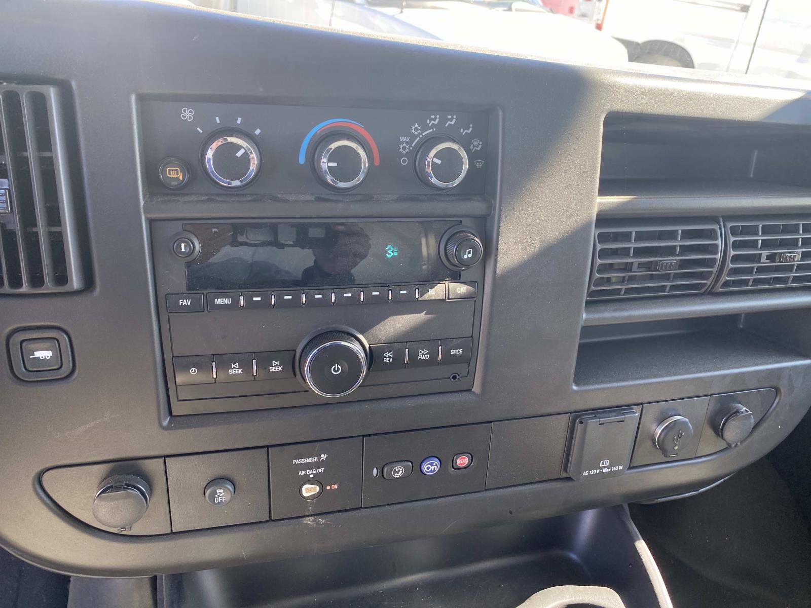 New 2023 GMC Savana 3500 w/ Power Convenience Package RWD image 9