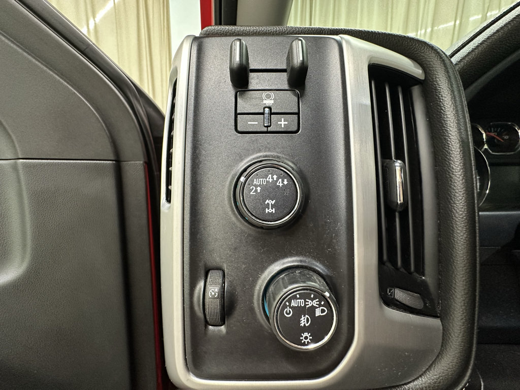 Used 2018 GMC Sierra 1500 SLE w/ SLE Value Package AWD/4WD image 23