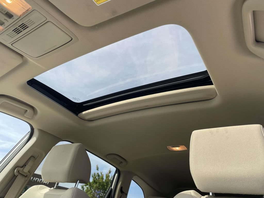 Used 2017 Honda CR-V EX image 9