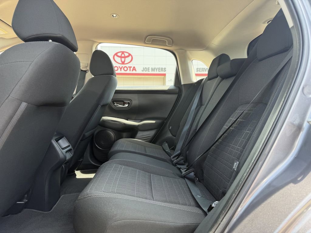 Used 2025 Honda HR-V LX image 27