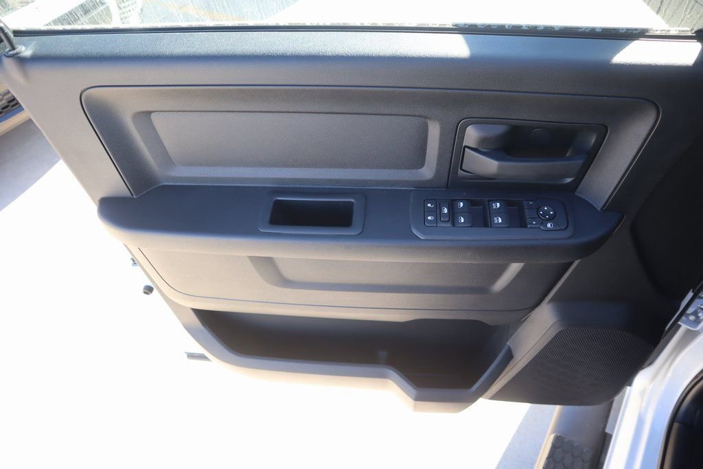New 2026 RAM 2500 Tradesman AWD/4WD image 16