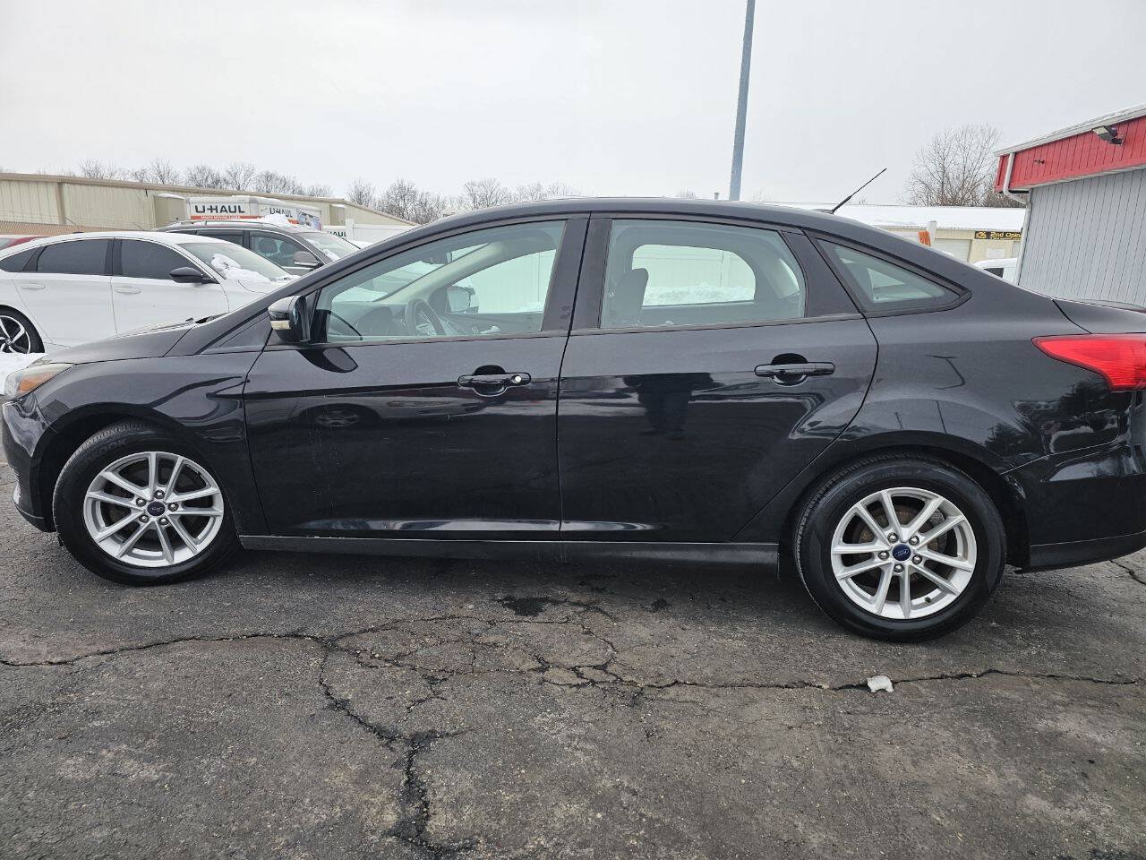 Used 2016 Ford Focus SE FWD image 9
