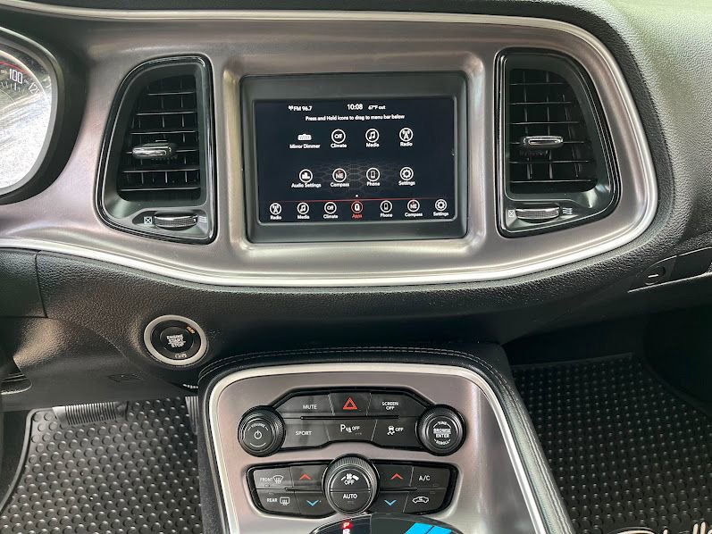 Used 2022 Dodge Challenger R/T RWD image 18