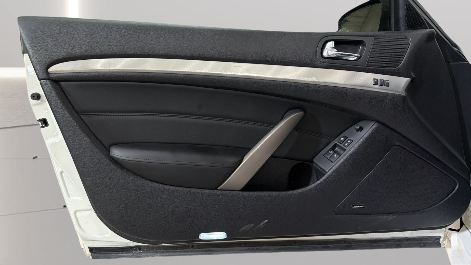 Used 2015 INFINITI Q60 Sport Limited RWD image 21