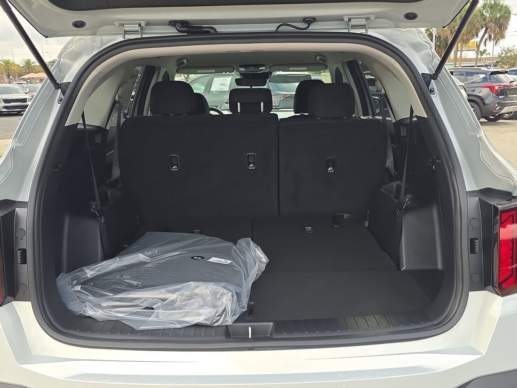 New 2026 Kia Sorento LX image 12