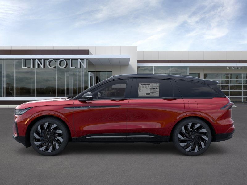 New 2026 Lincoln Nautilus Reserve w/ Jet Appearance Package AWD/4WD image 3