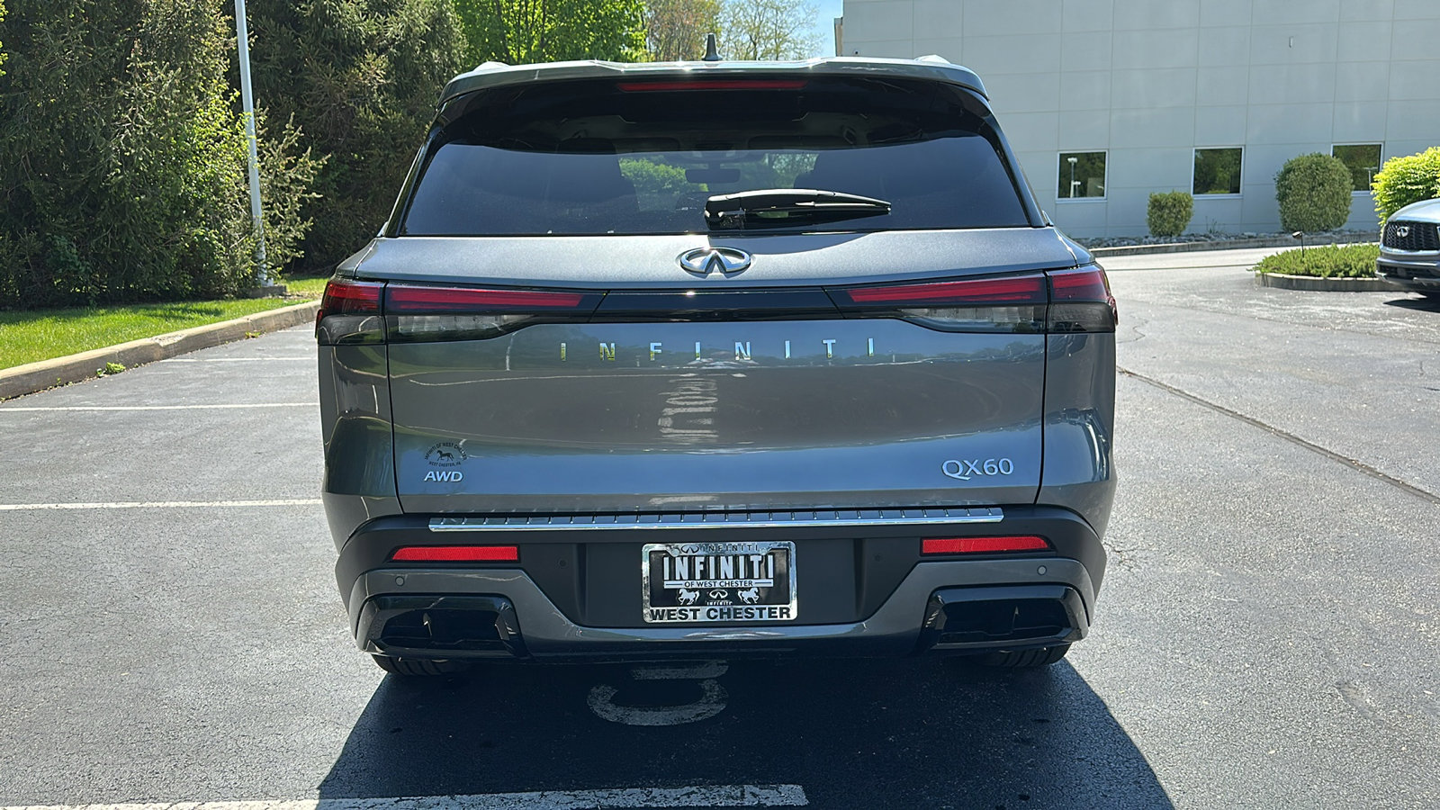 New 2025 INFINITI QX60 Luxe w/ Cargo Package image 4