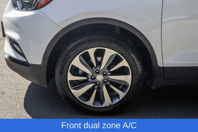 Used 2020 Buick Encore Essence AWD/4WD image 14