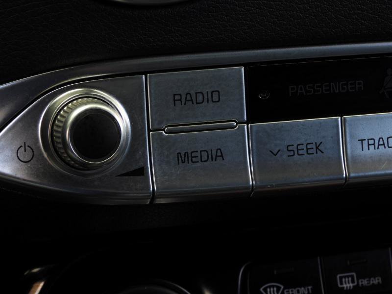 Used 2018 Kia Stinger GT AWD/4WD image 70