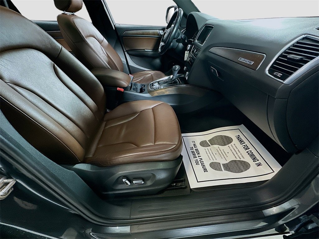 Used 2017 Audi Q5 2.0T Premium image 31