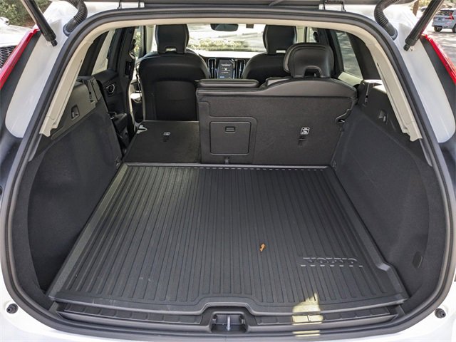 New 2025 Volvo XC60 B5 Core w/ Climate Package image 12