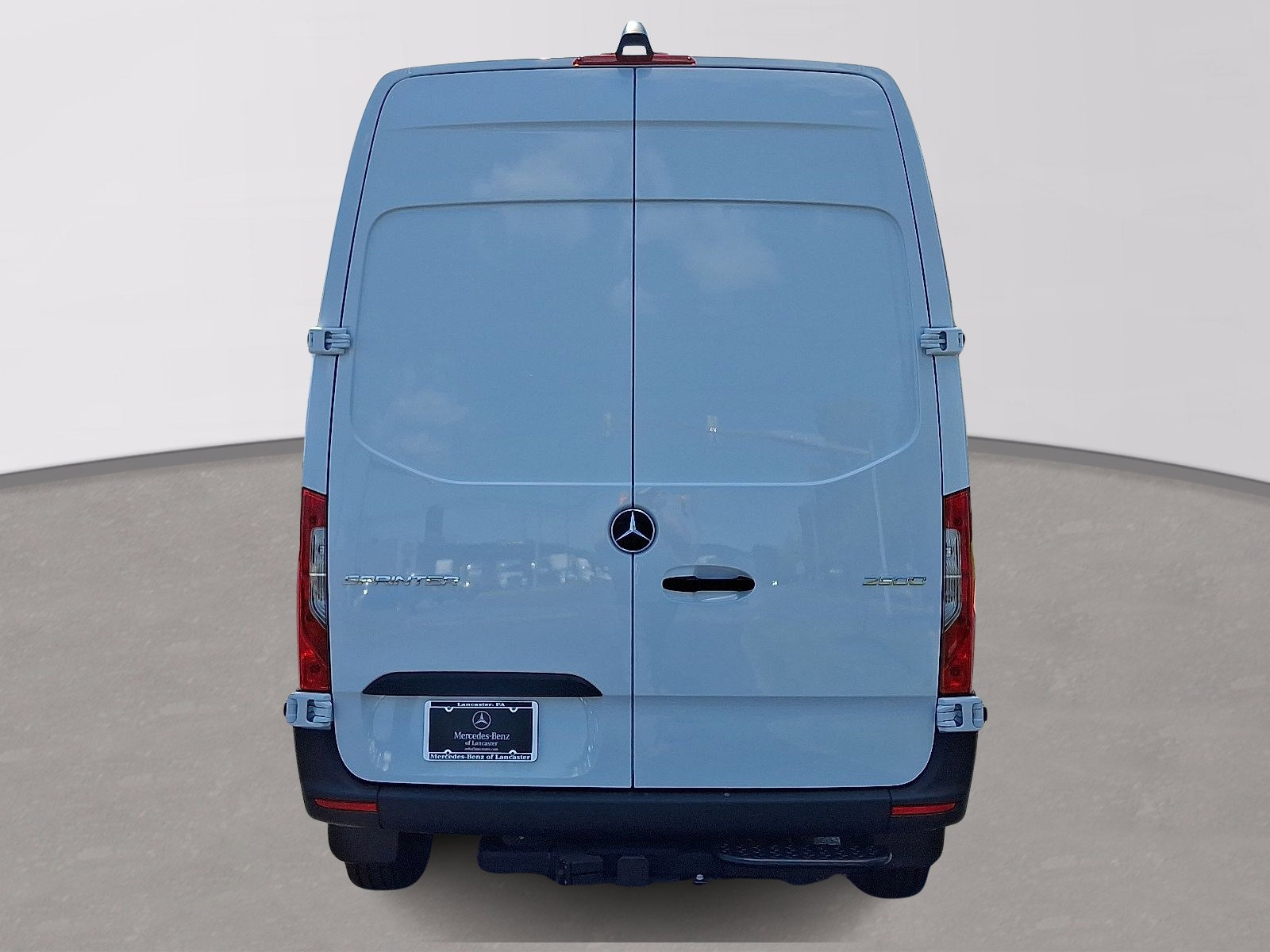 Used 2025 Mercedes-Benz Sprinter 2500 image 5