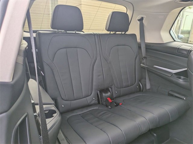 Used 2022 BMW X7 xDrive40i w/ Premium Package image 26