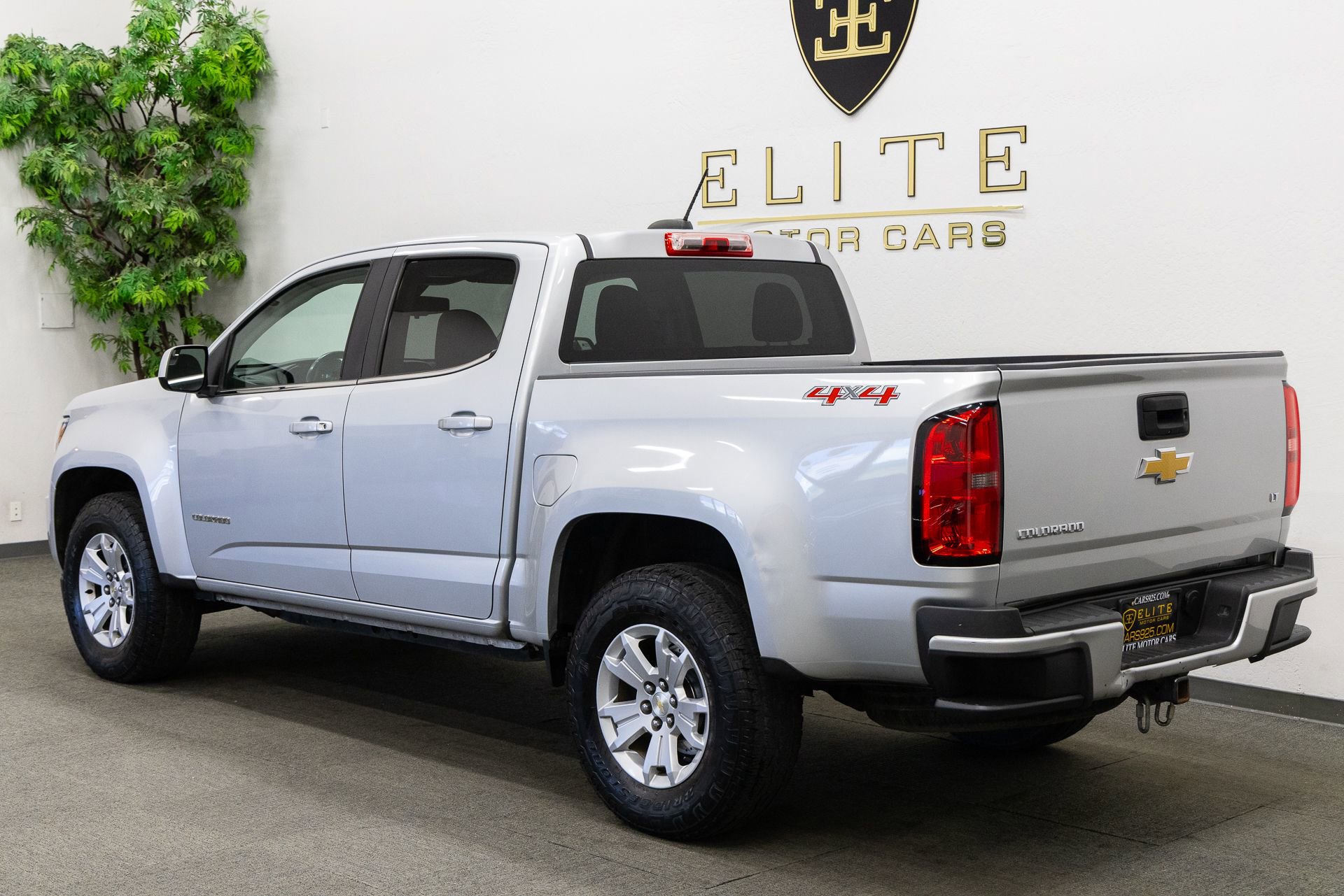 Used 2016 Chevrolet Colorado LT AWD/4WD image 3