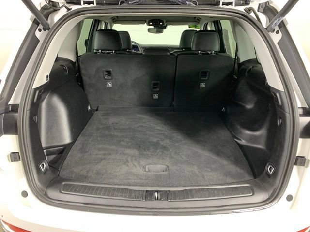 Used 2023 Jeep Grand Cherokee Limited image 28