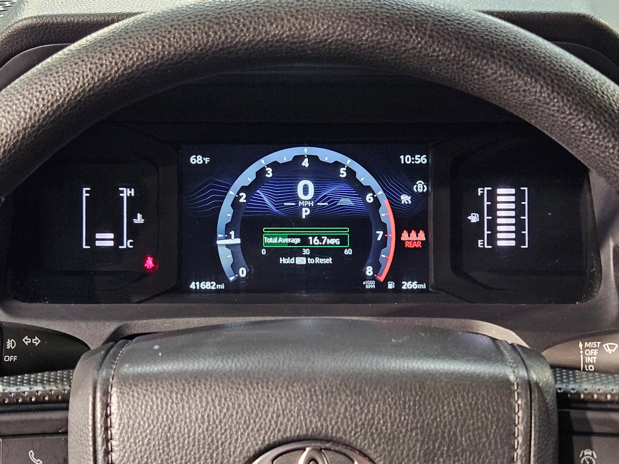 Used 2025 Toyota Tacoma SR5 AWD/4WD image 15