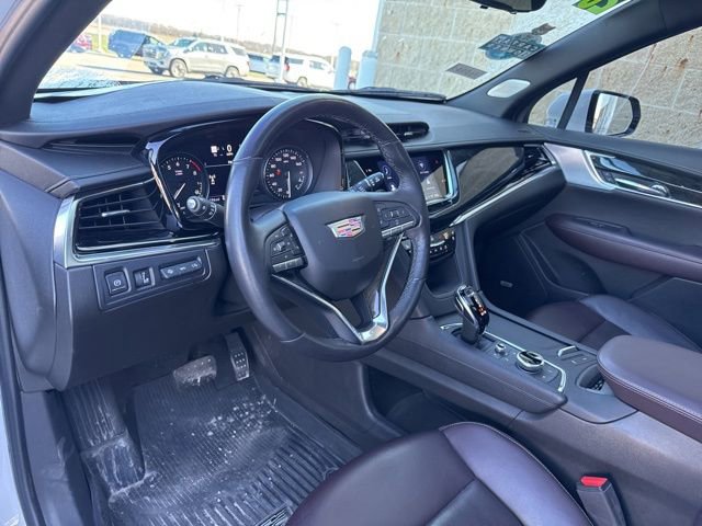 Used 2023 Cadillac XT6 Premium Luxury w/ Technology Package FWD image 17