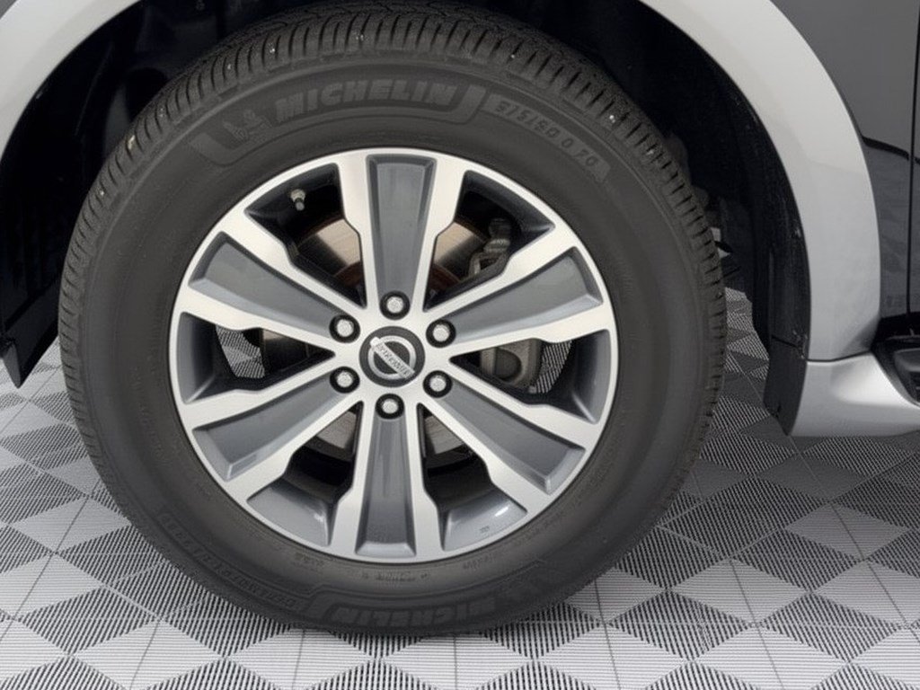 Used 2020 Nissan Armada SL w/ Premium Package AWD/4WD image 13