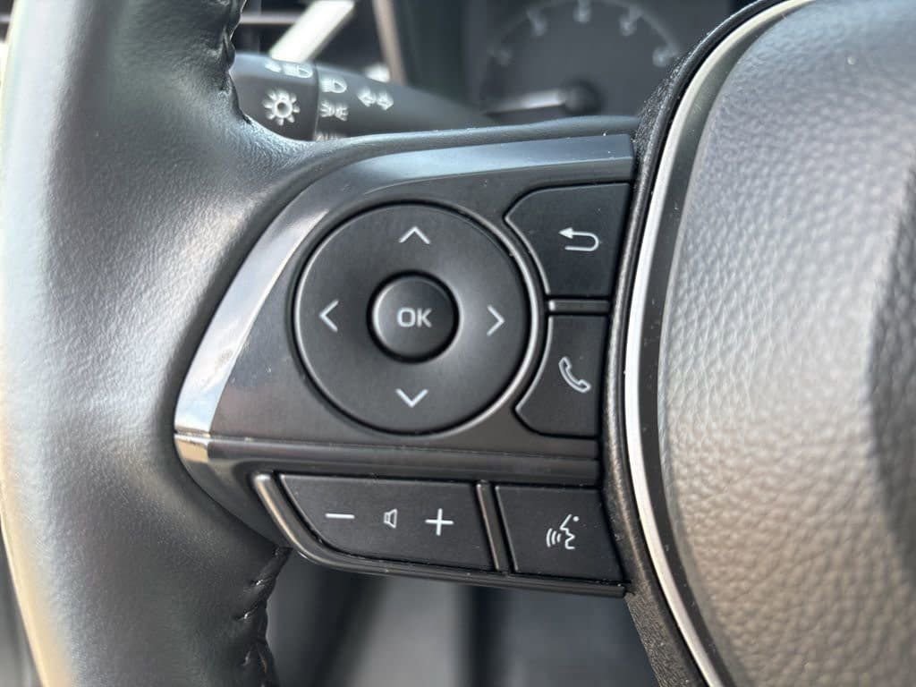 Used 2024 Toyota Corolla SE image 17